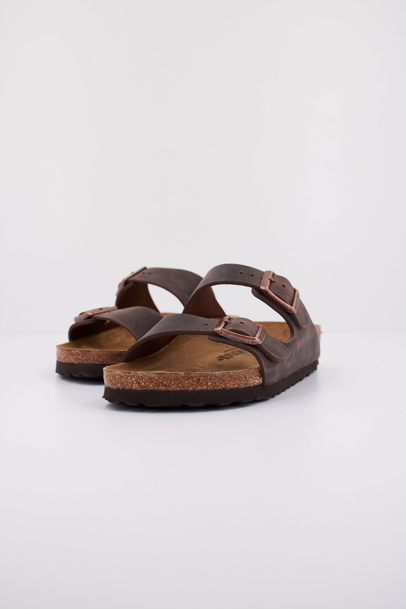 BIRKENSTOCK Arizona NU Oiled en color MARRON  (2)