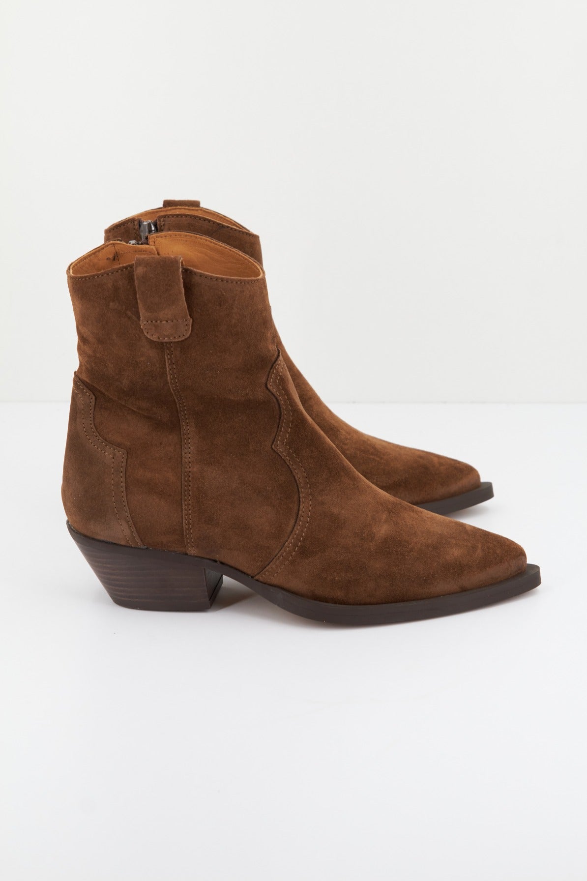 ALPE  WESTERN  en color MARRON  (1)