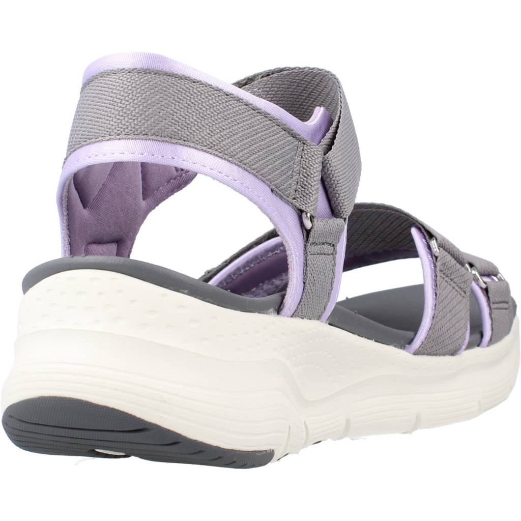 SKECHERS S  en color GRIS  (3)