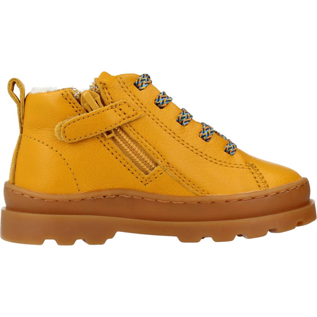 CAMPER BRUTUS FW en color AMARILLO  (4)