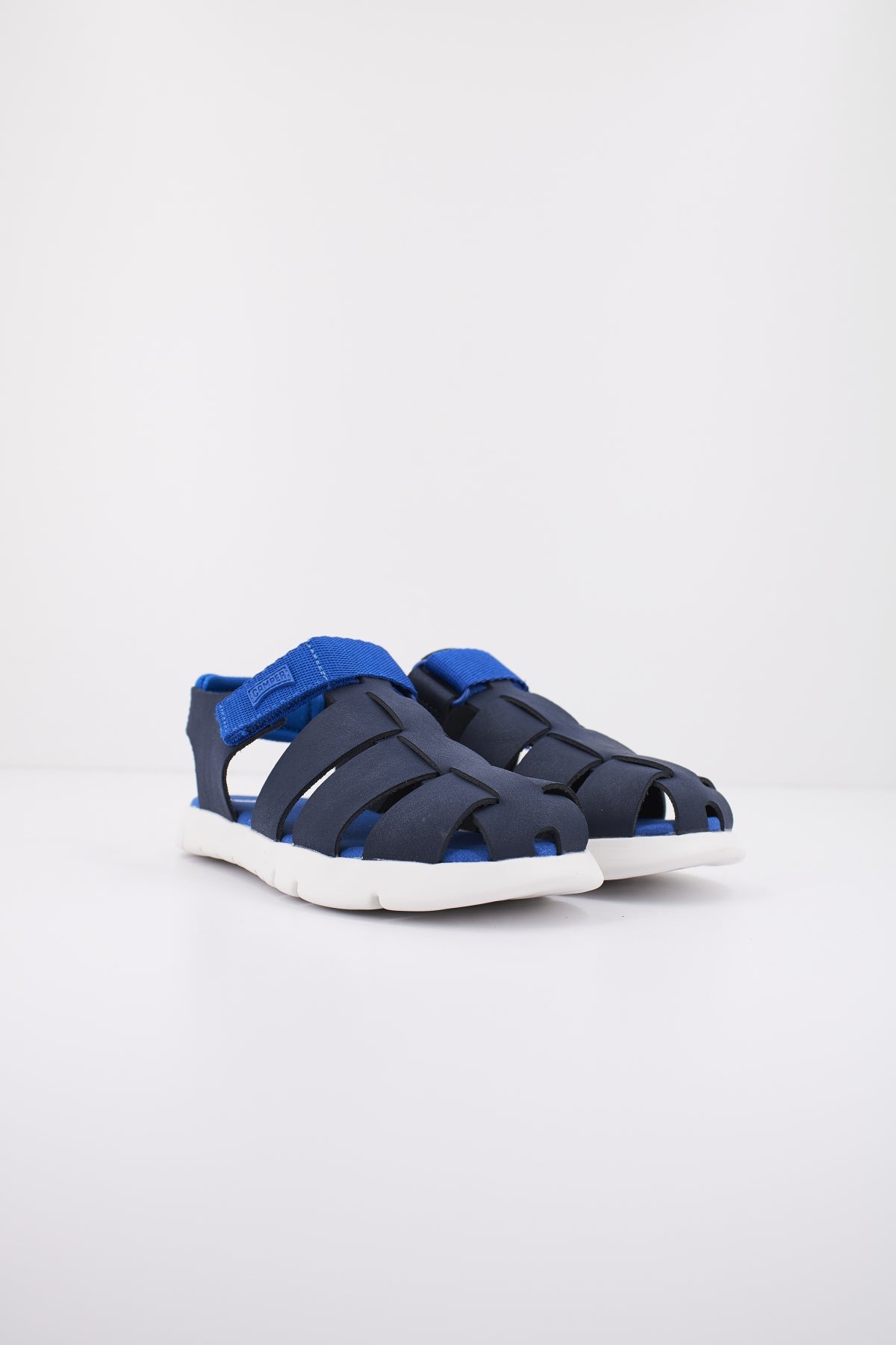 CAMPER ORUGA SANDAL KIDS en color AZUL  (2)