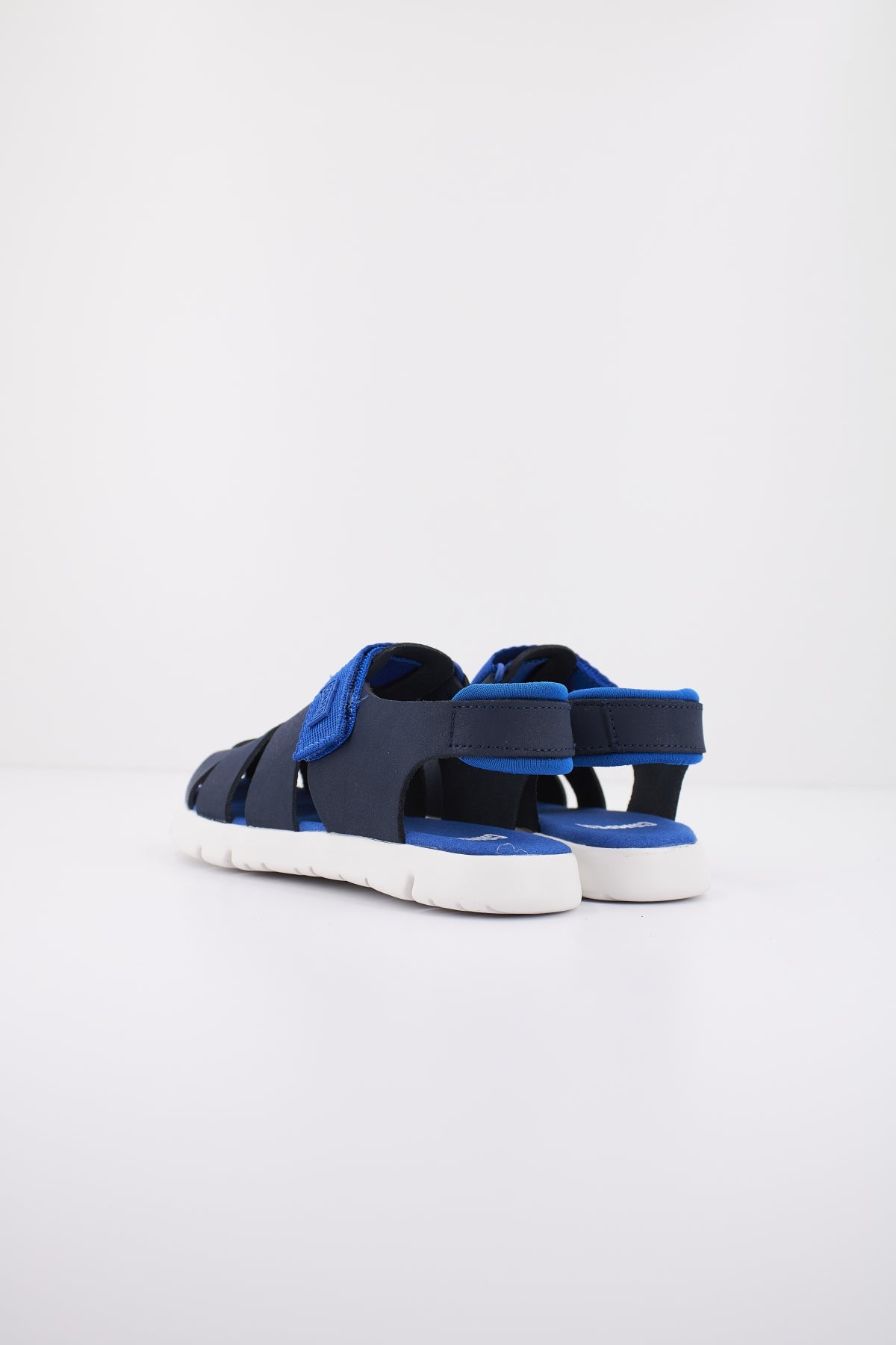 CAMPER ORUGA SANDAL KIDS en color AZUL  (3)