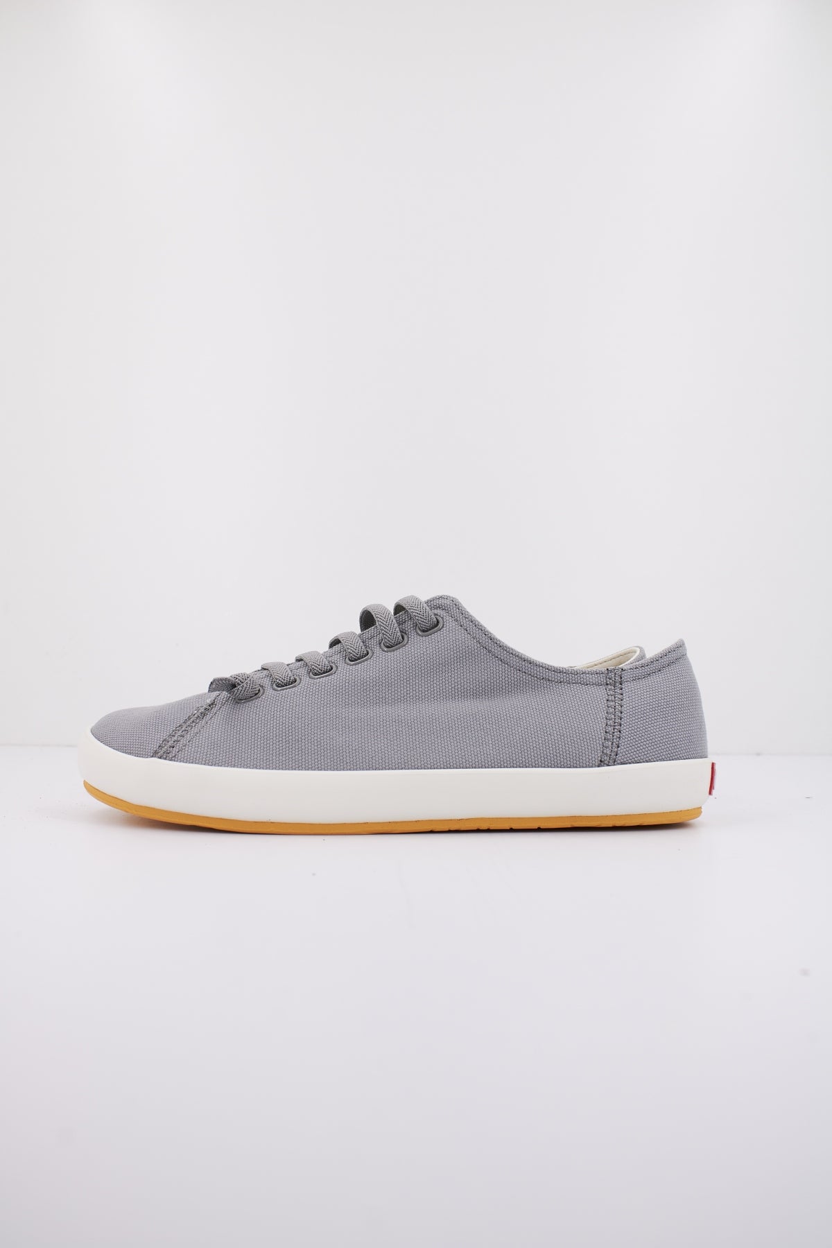 CAMPER PEU RAMBLA VULCAN en color GRIS  (1)