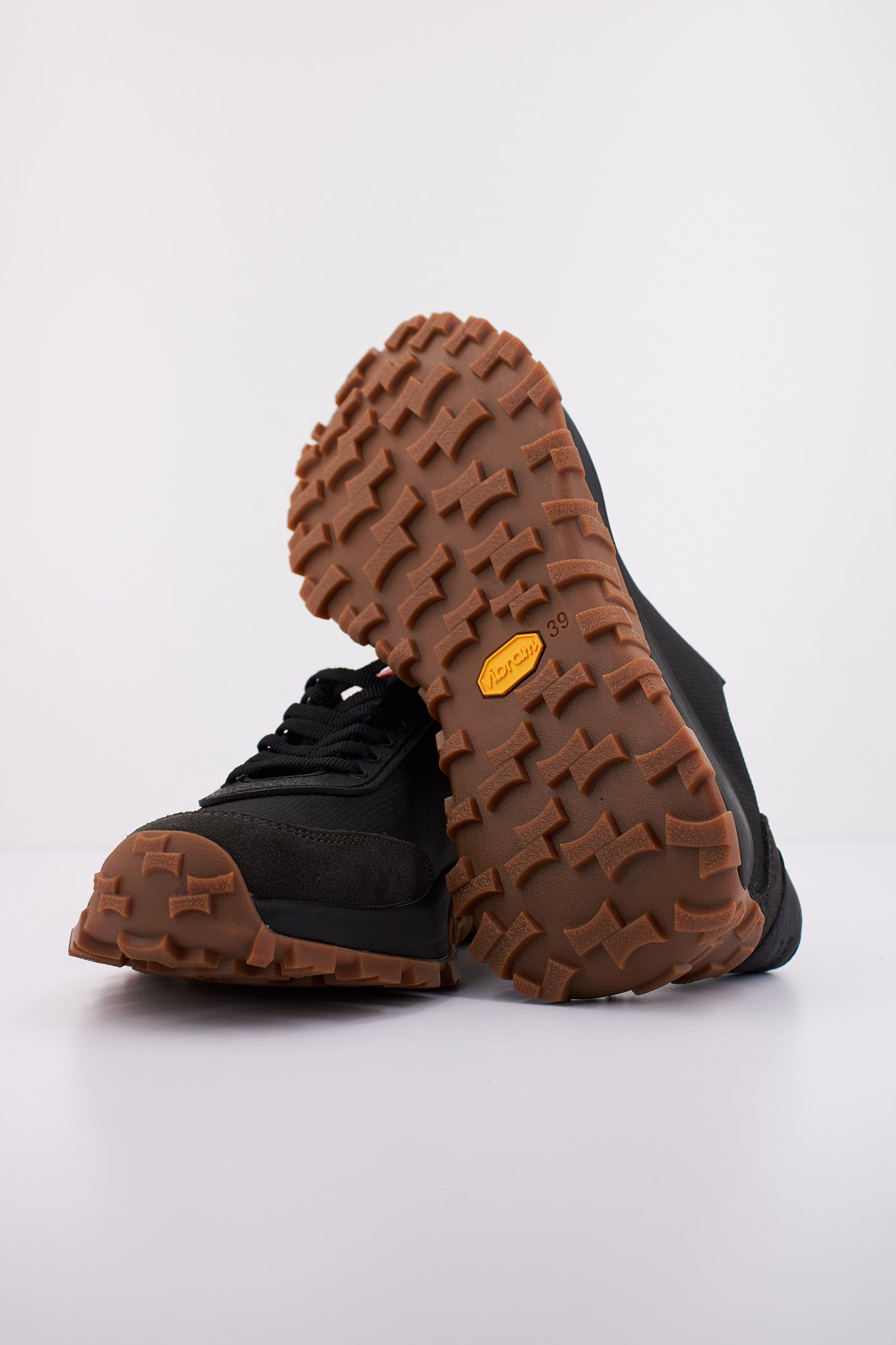 CAMPER DRIFT TRAIL en color NEGRO  (5)