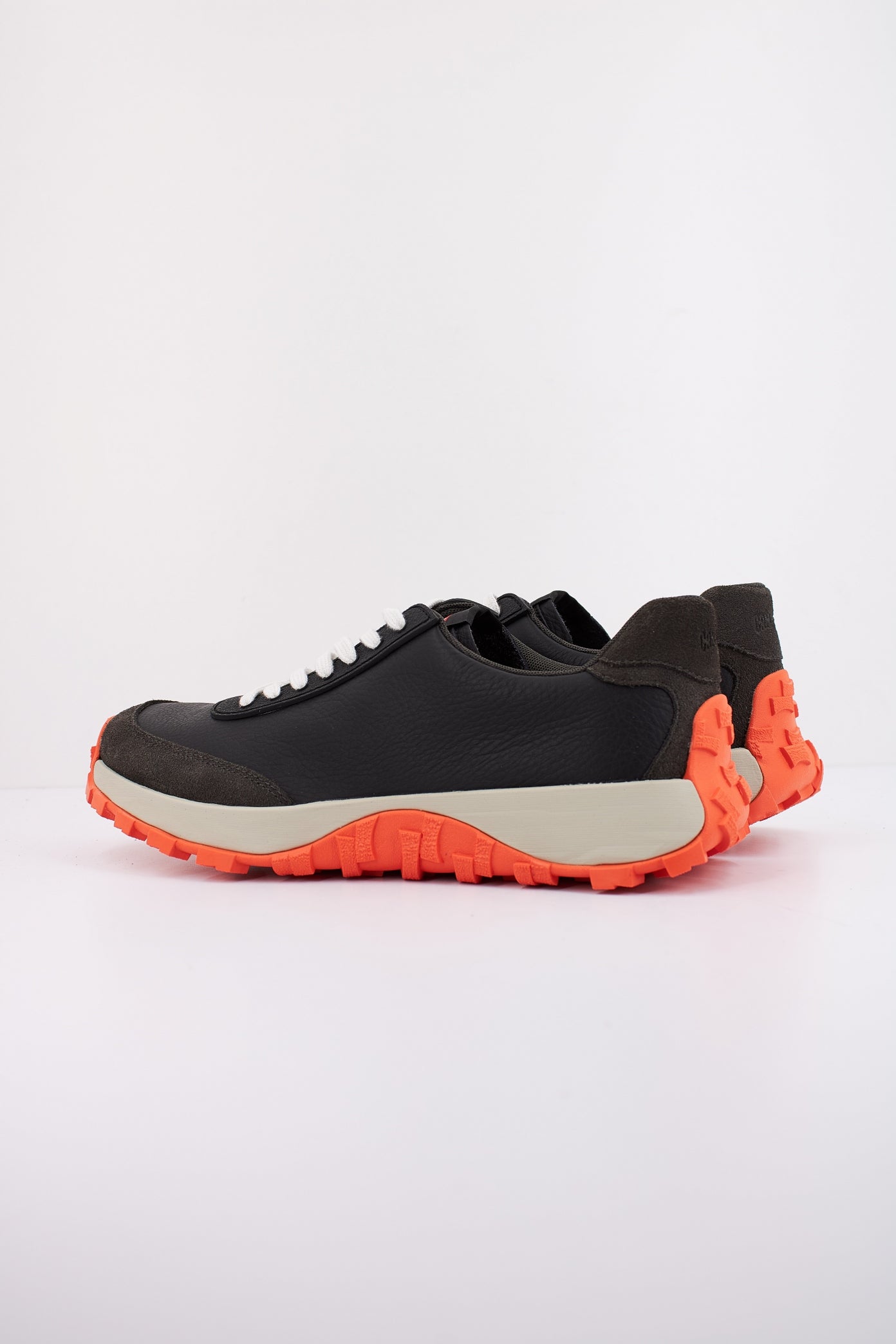 CAMPER DRIFT TRAIL en color NEGRO  (4)