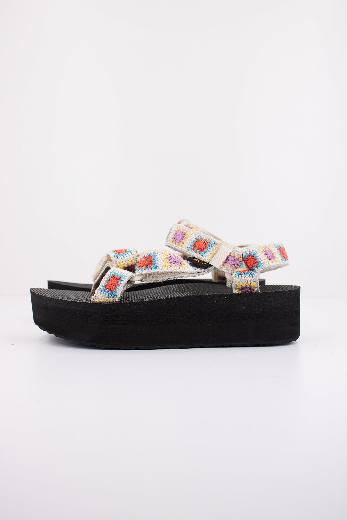 TEVA W FLATFORM UNIVERSAL CROCHE en color BEIS  (1)