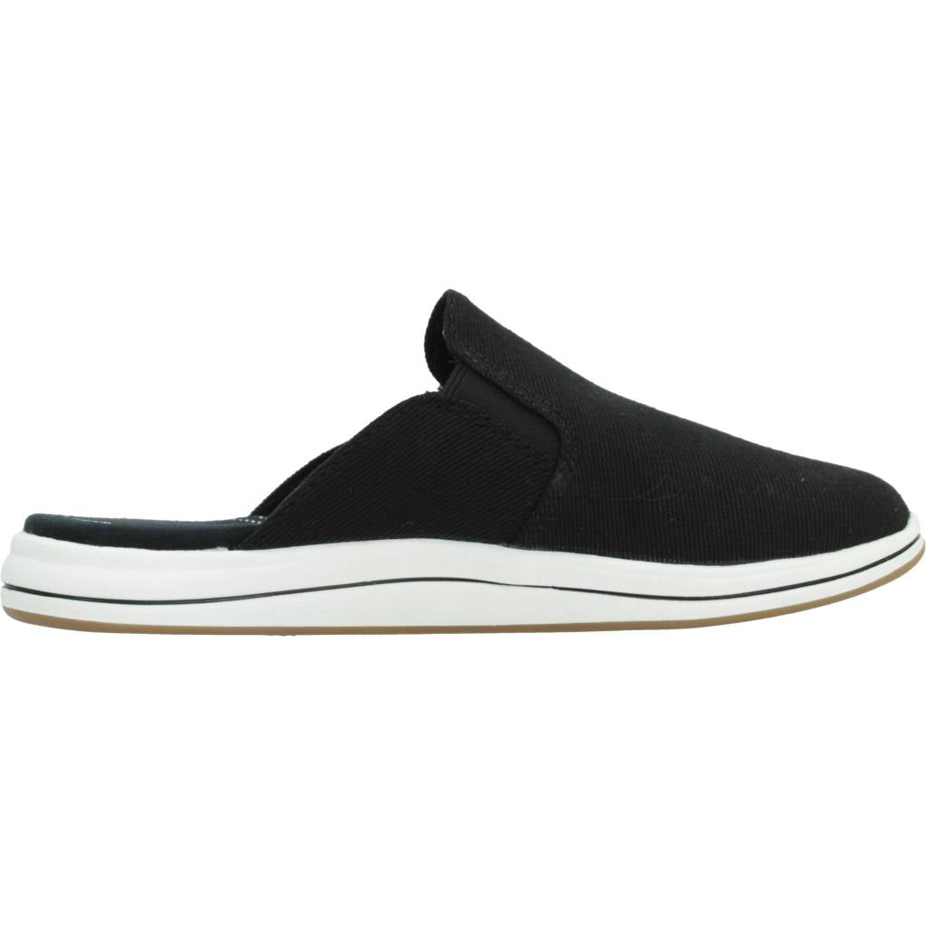 CLARKS BRINKLEY SHORE en color NEGRO  (4)