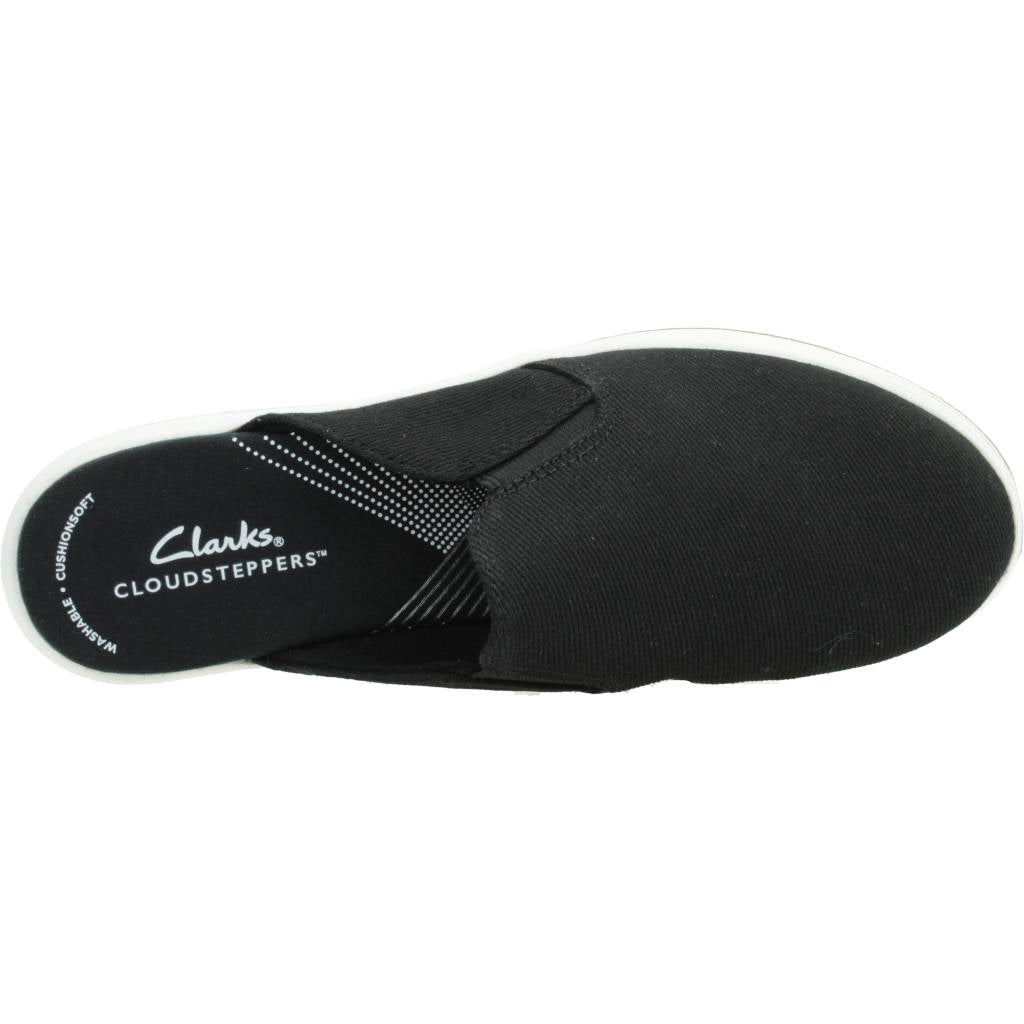 CLARKS BRINKLEY SHORE en color NEGRO  (7)