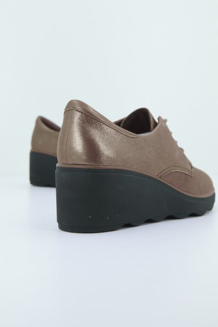 CLARKS MAZY HYANNIS en color BRONCE  (3)