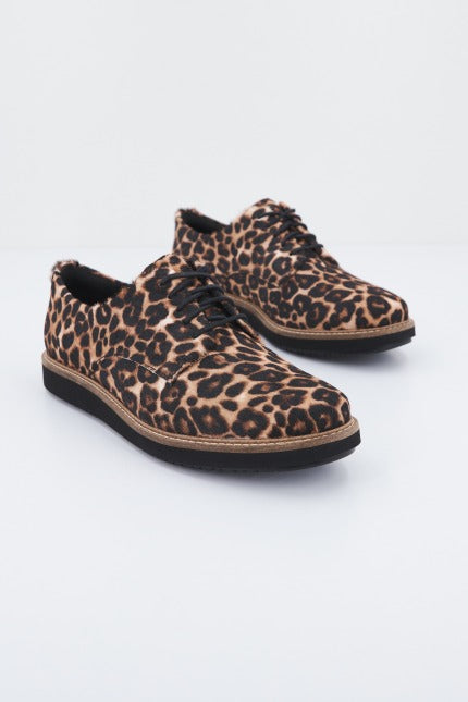 CLARKS GLICK DARBY en color ANIMAL PRINT  (2)