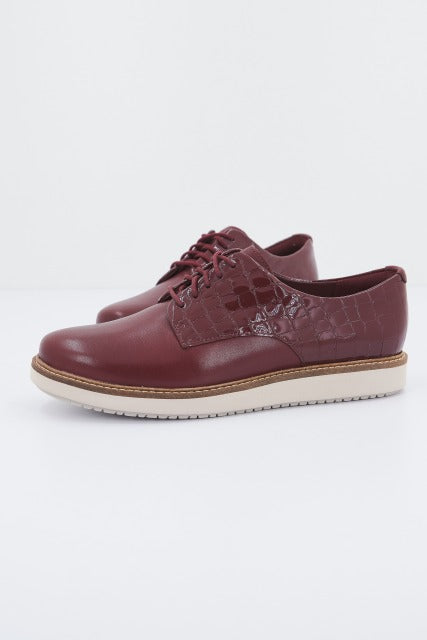 CLARKS GLICK DARBY en color BURDEOS  (2)