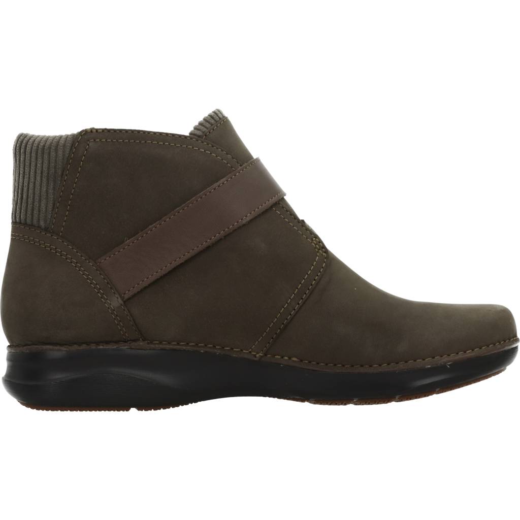 CLARKS C en color MARRON  (4)