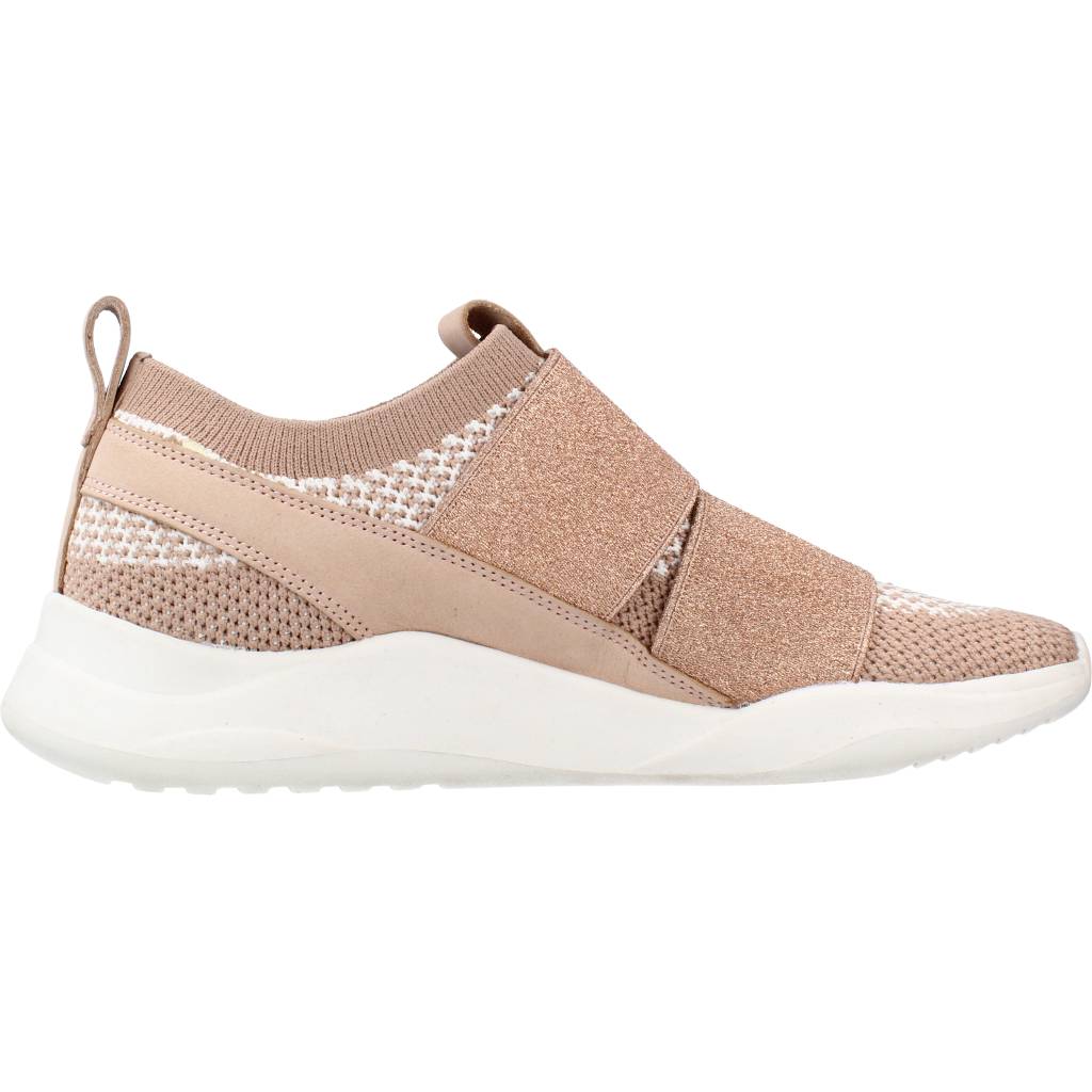 CLARKS  SIFT SLIP en color NUDE  (4)