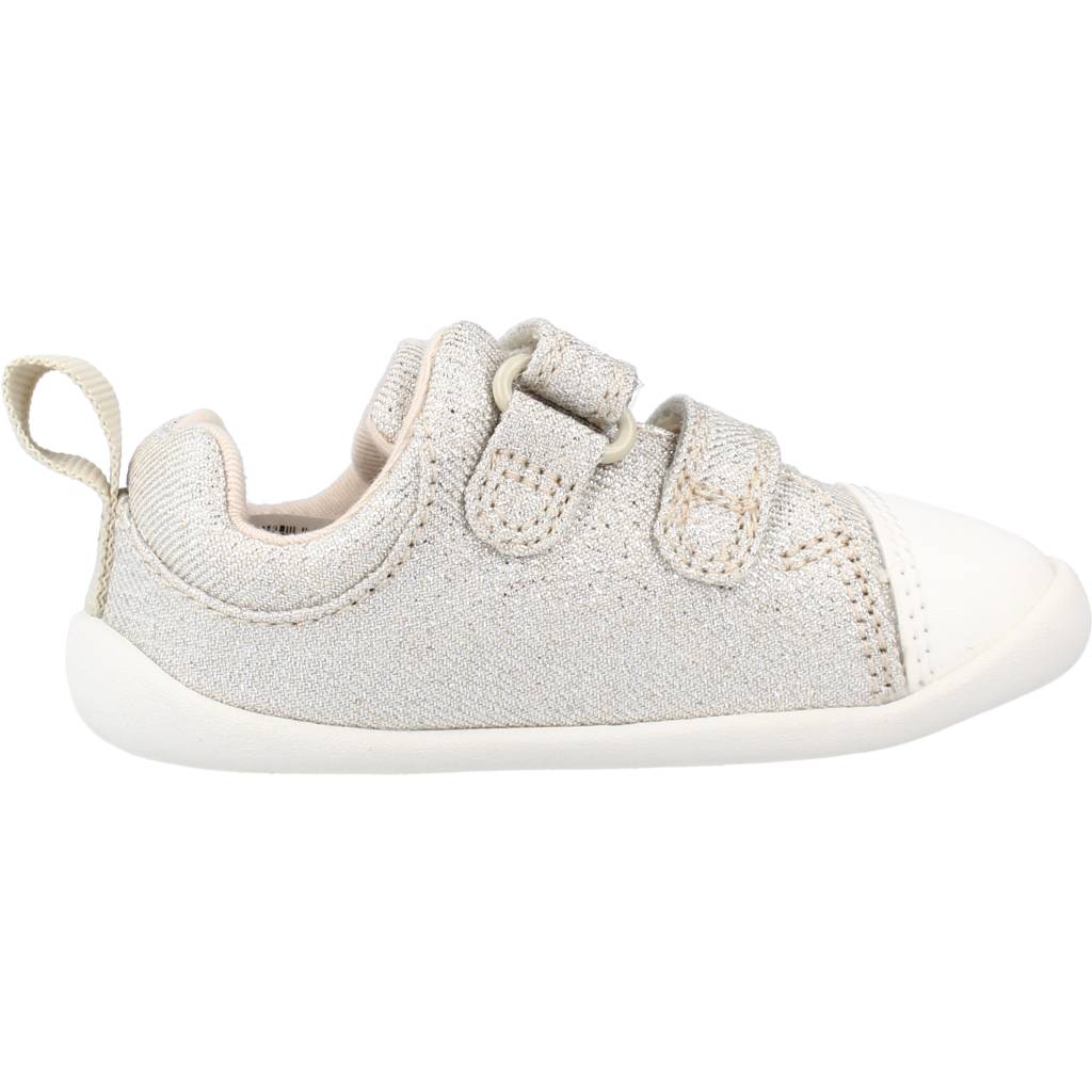 CLARKS ROAMER CRAFT T en color PLATA  (4)