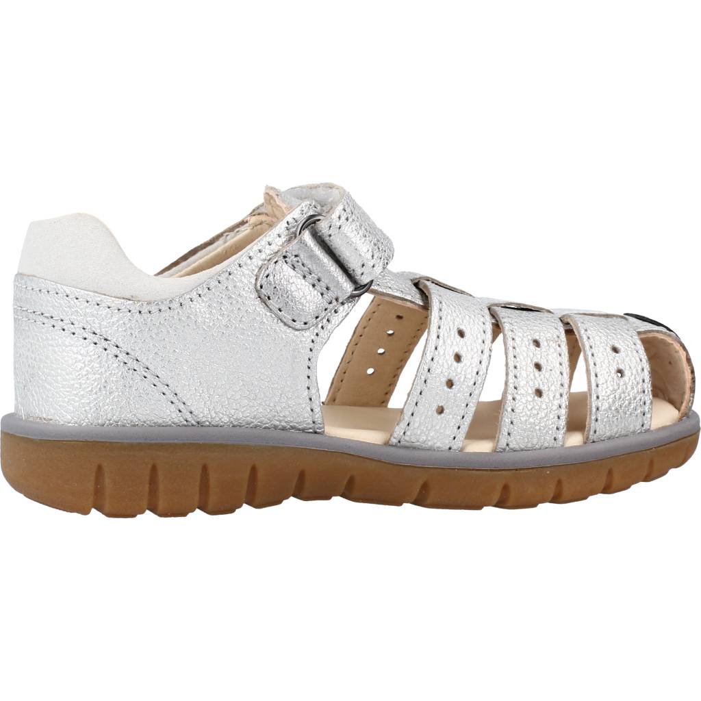 CLARKS ROAM BAY T en color PLATA  (4)