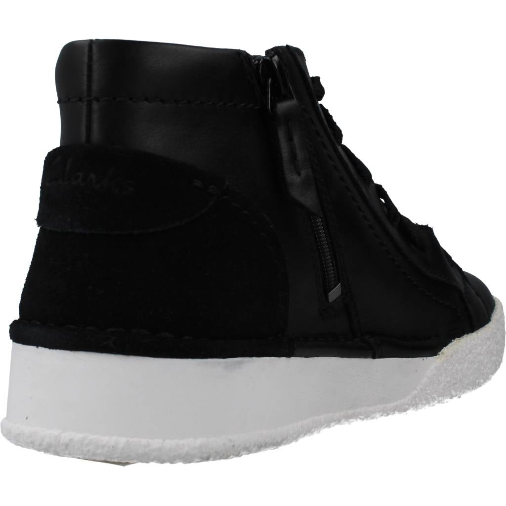 CLARKS CRAFT CUP HI en color NEGRO  (3)