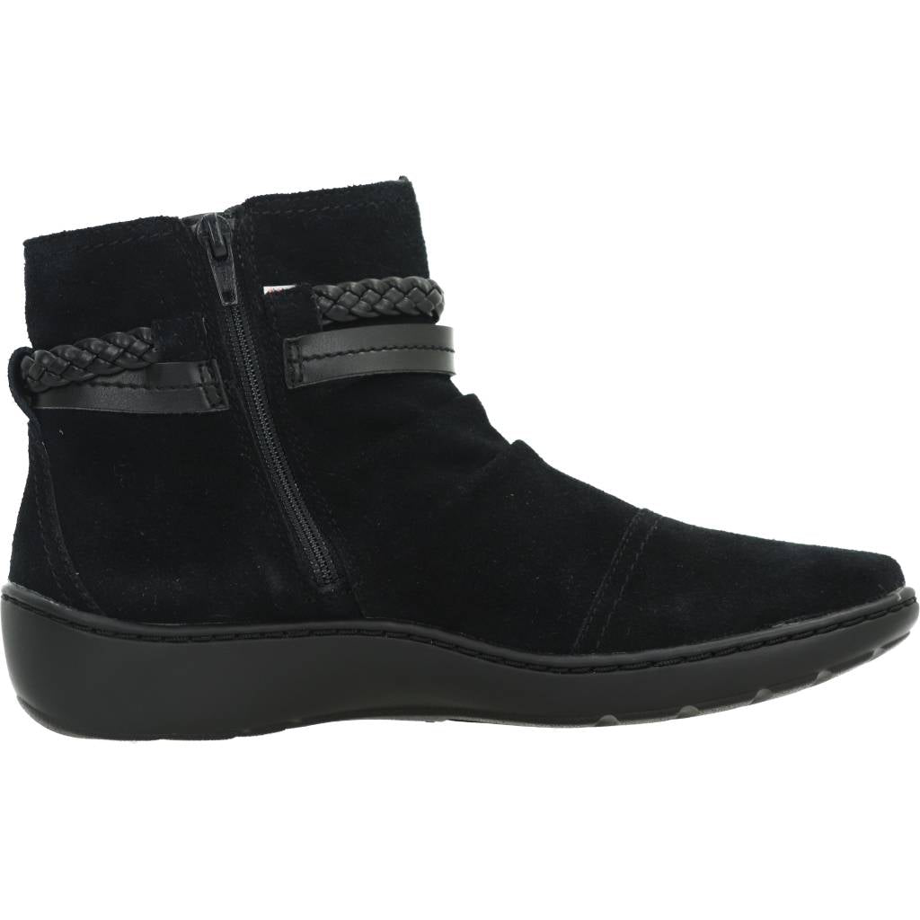 CLARKS CORA BRAIDBOOT en color NEGRO  (4)