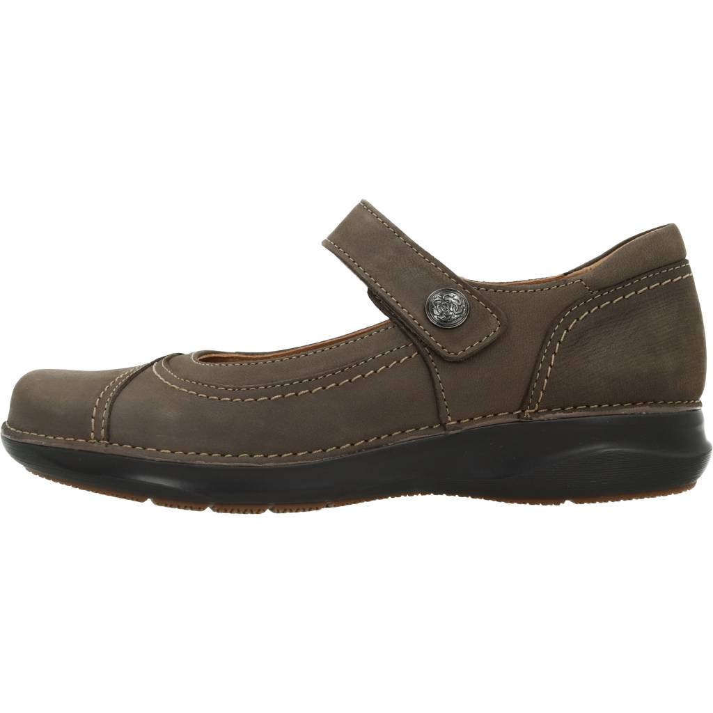 CLARKS APPLEY WALK en color MARRON  (2)