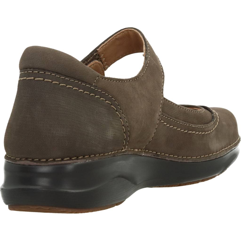 CLARKS APPLEY WALK en color MARRON  (3)