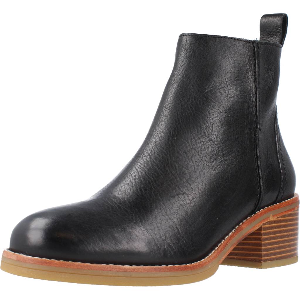 CLARKS COLOGNE ZIP en color NEGRO  (1)