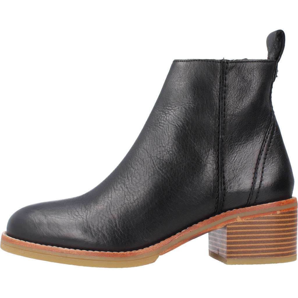 CLARKS COLOGNE ZIP en color NEGRO  (2)