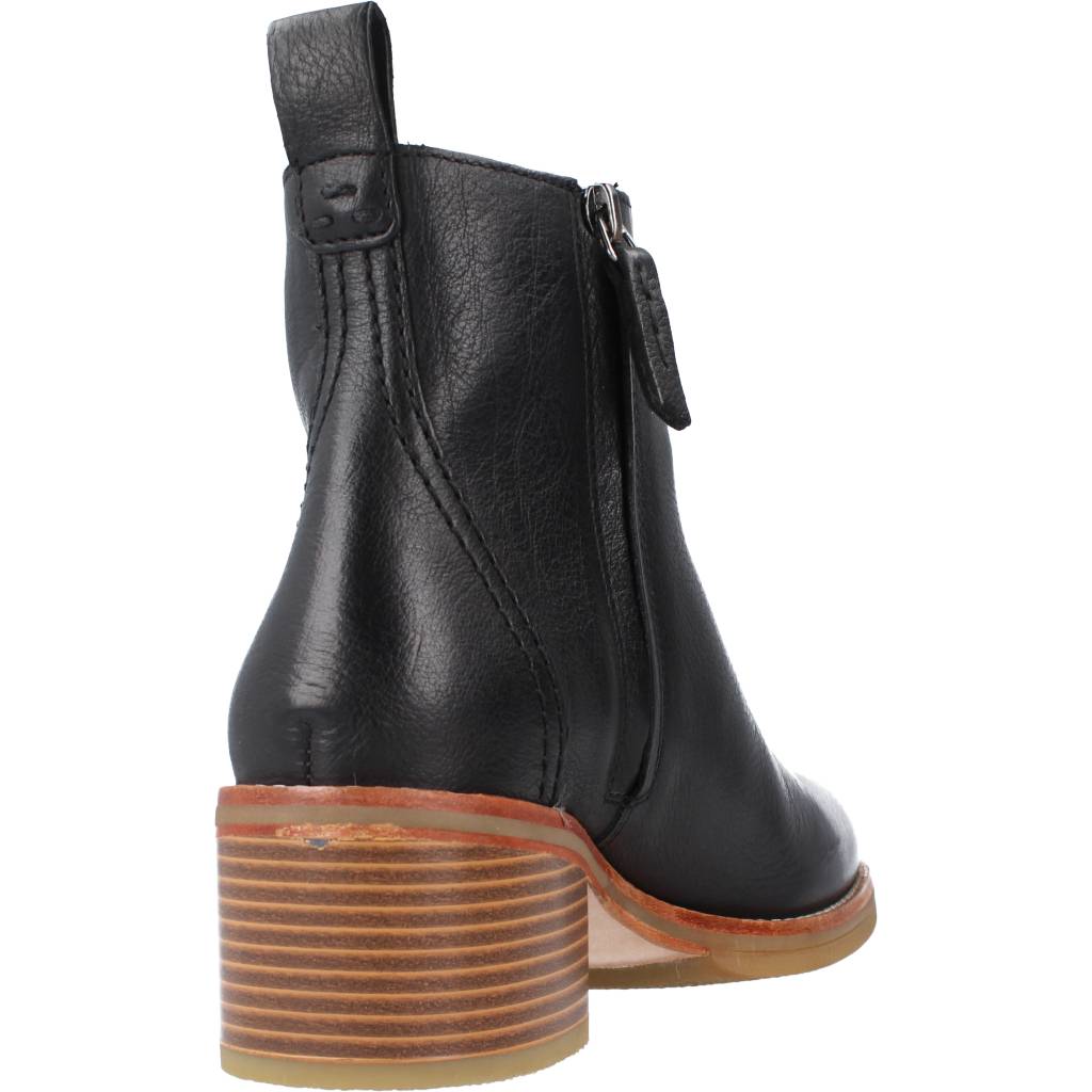 CLARKS COLOGNE ZIP en color NEGRO  (3)