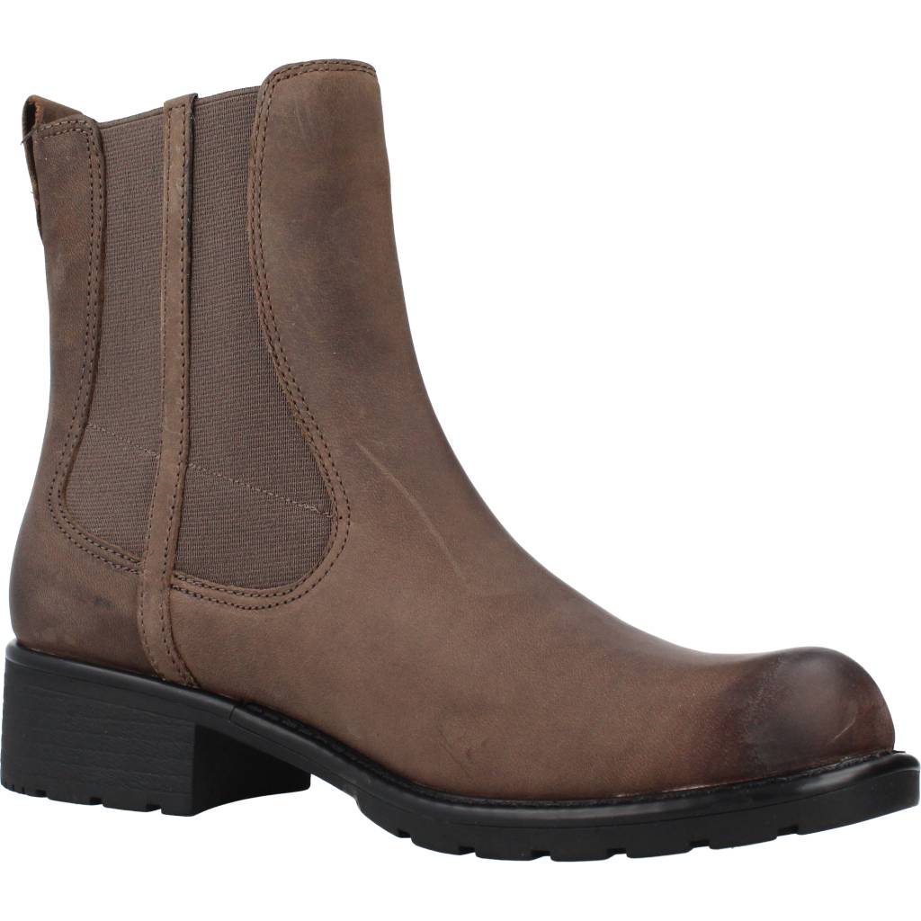 CLARKS ORINOCO CLUB en color MARRON  (5)