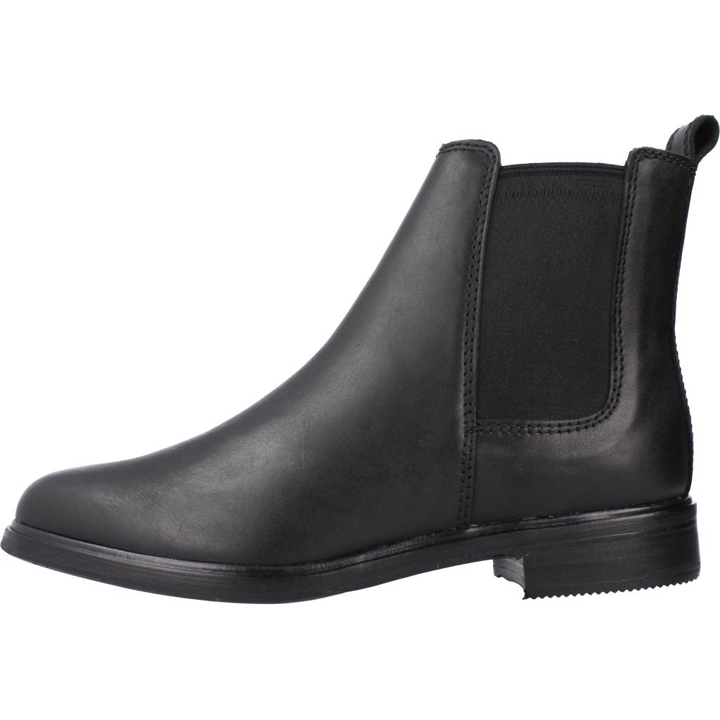 CLARKS CLARKDALE ARLO en color NEGRO  (2)