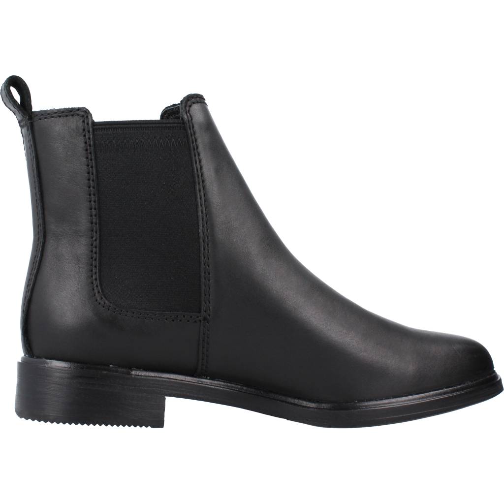 CLARKS CLARKDALE ARLO en color NEGRO  (4)