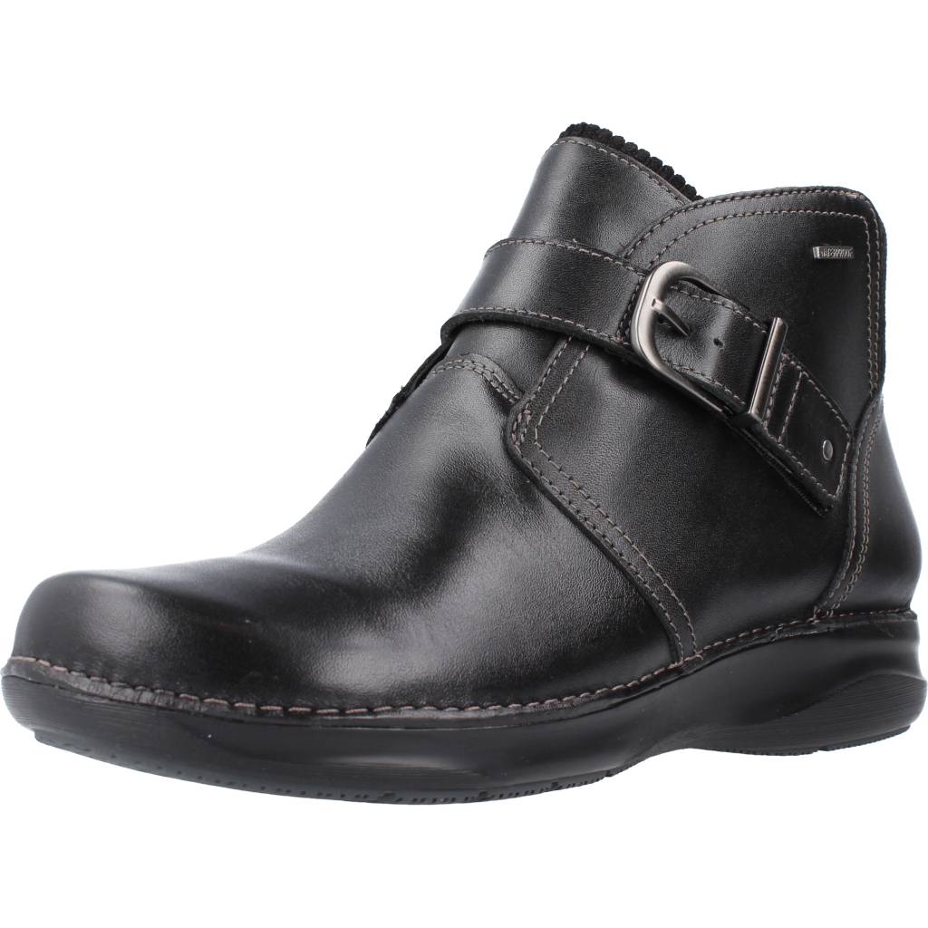 CLARKS APPLEY MID en color NEGRO  (1)