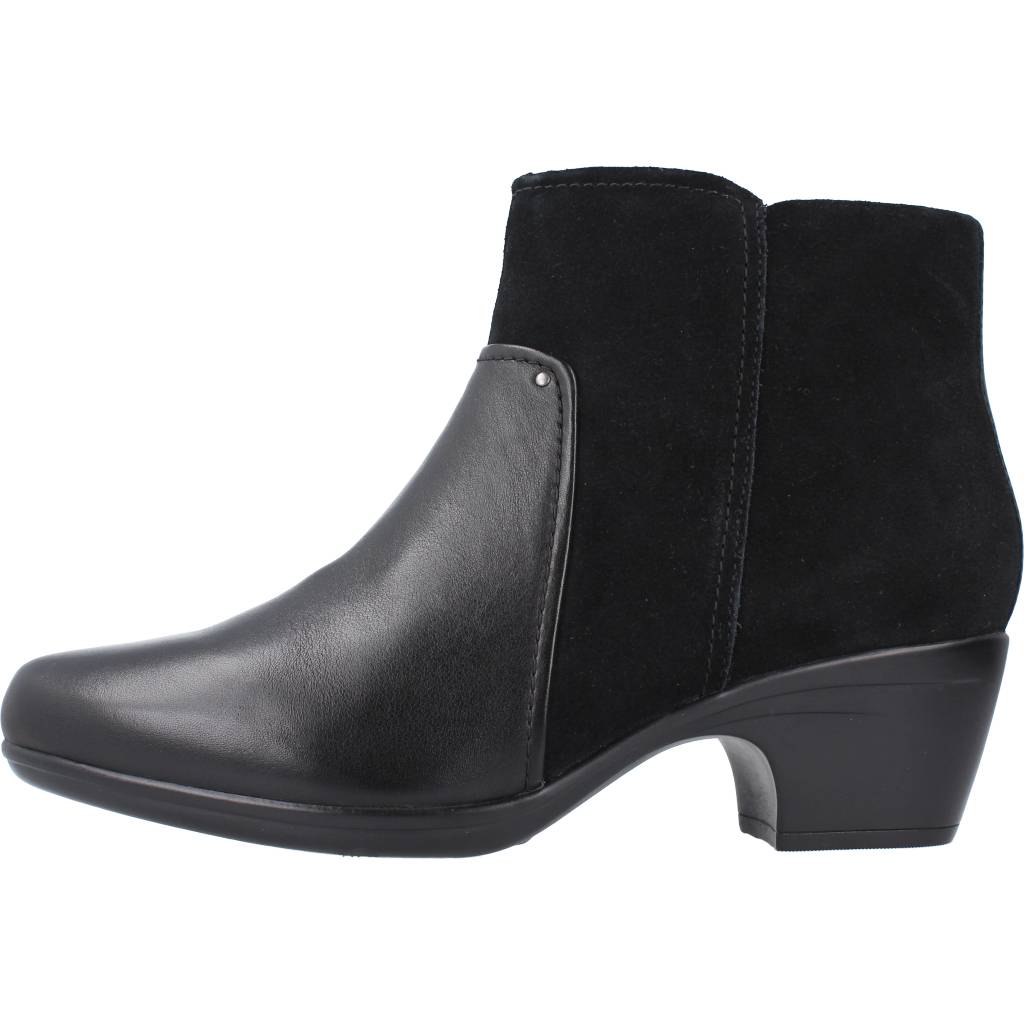 CLARKS EMILY LOWBOOT en color NEGRO  (2)