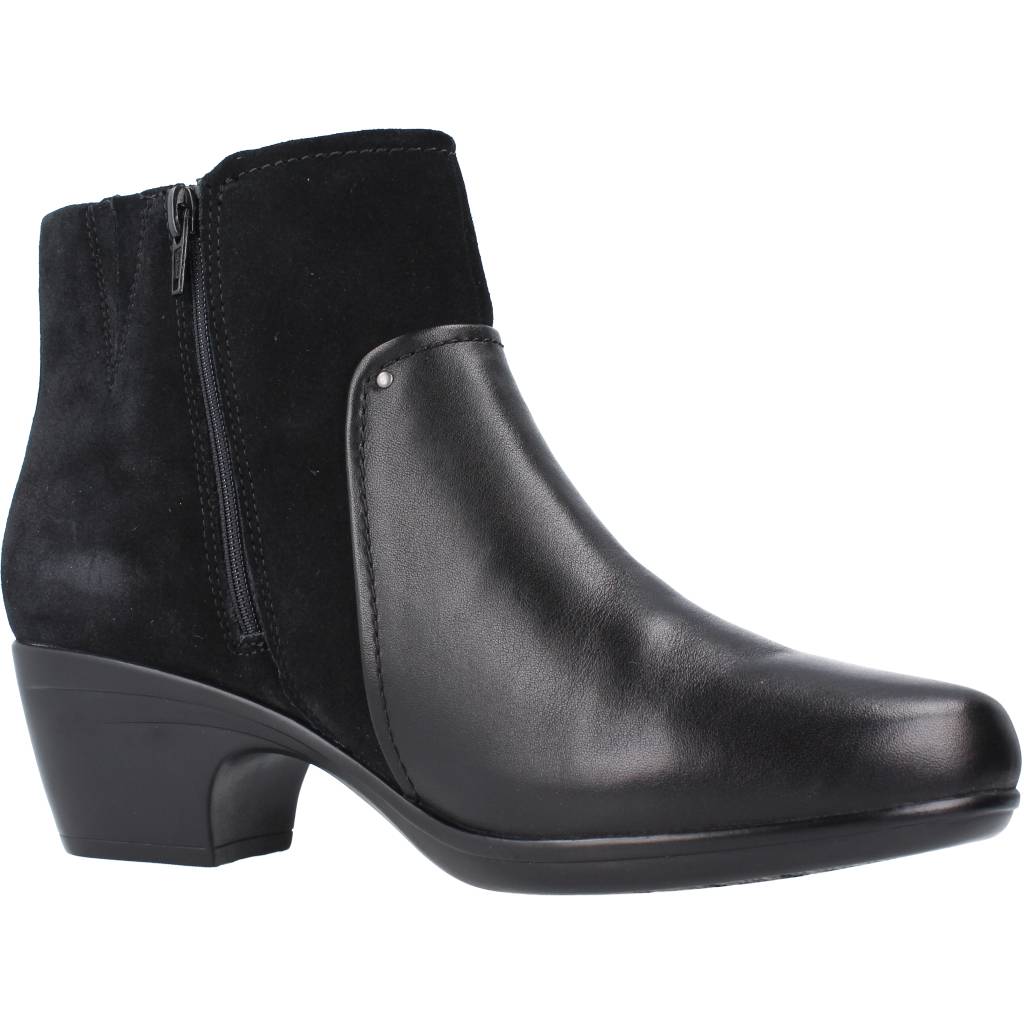 CLARKS EMILY LOWBOOT en color NEGRO  (5)