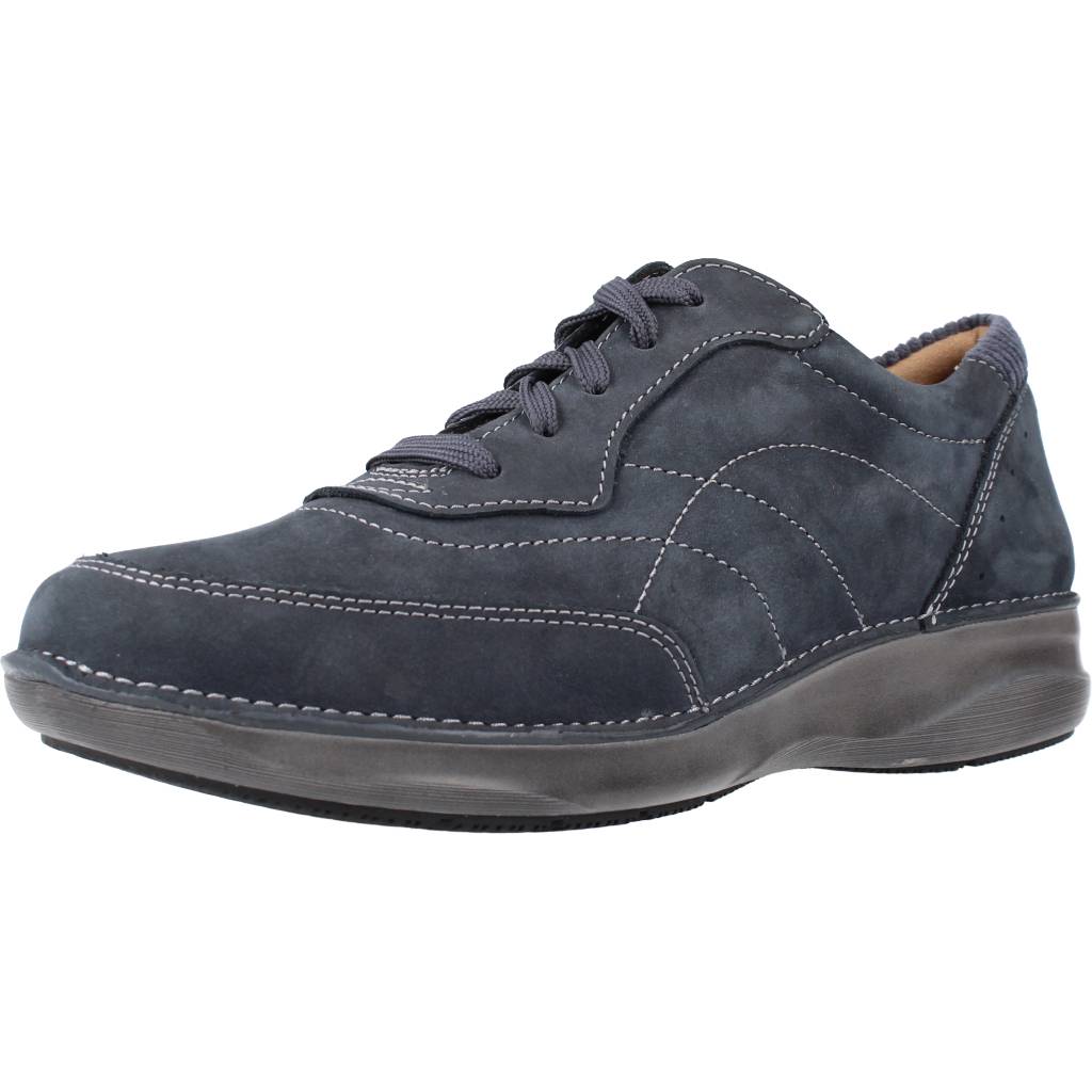 CLARKS APPLEY TIE en color AZUL  (1)