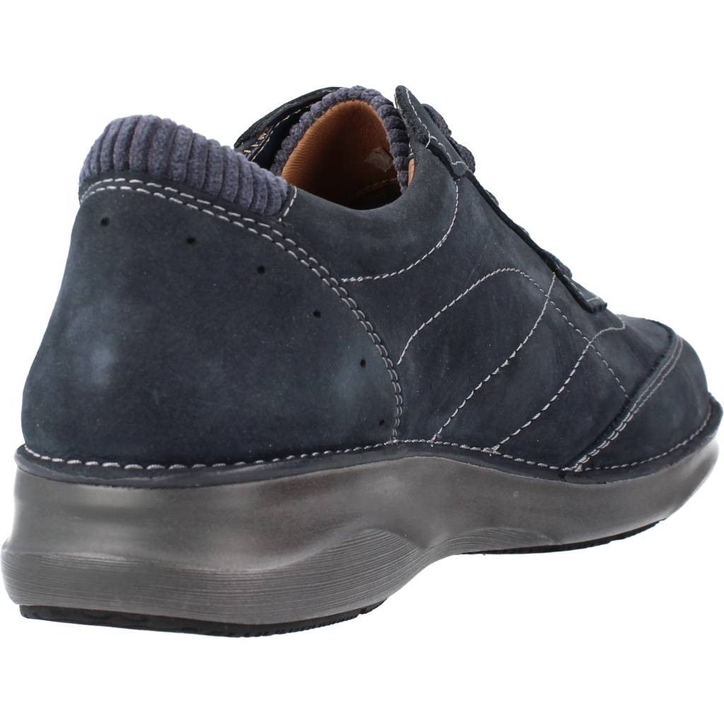 CLARKS APPLEY TIE en color AZUL  (3)