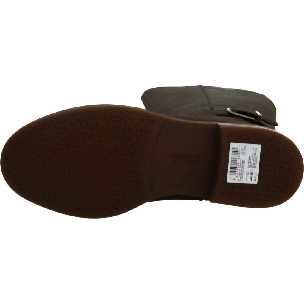 CLARKS  CAMZIN BRANCH en color MARRON  (6)