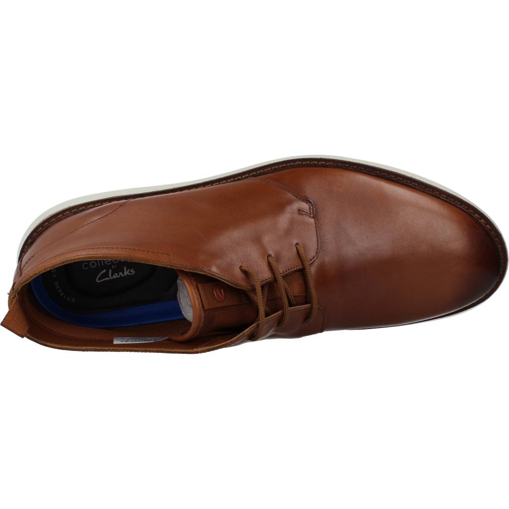 CLARKS  BRANTIN MID en color MARRON  (7)