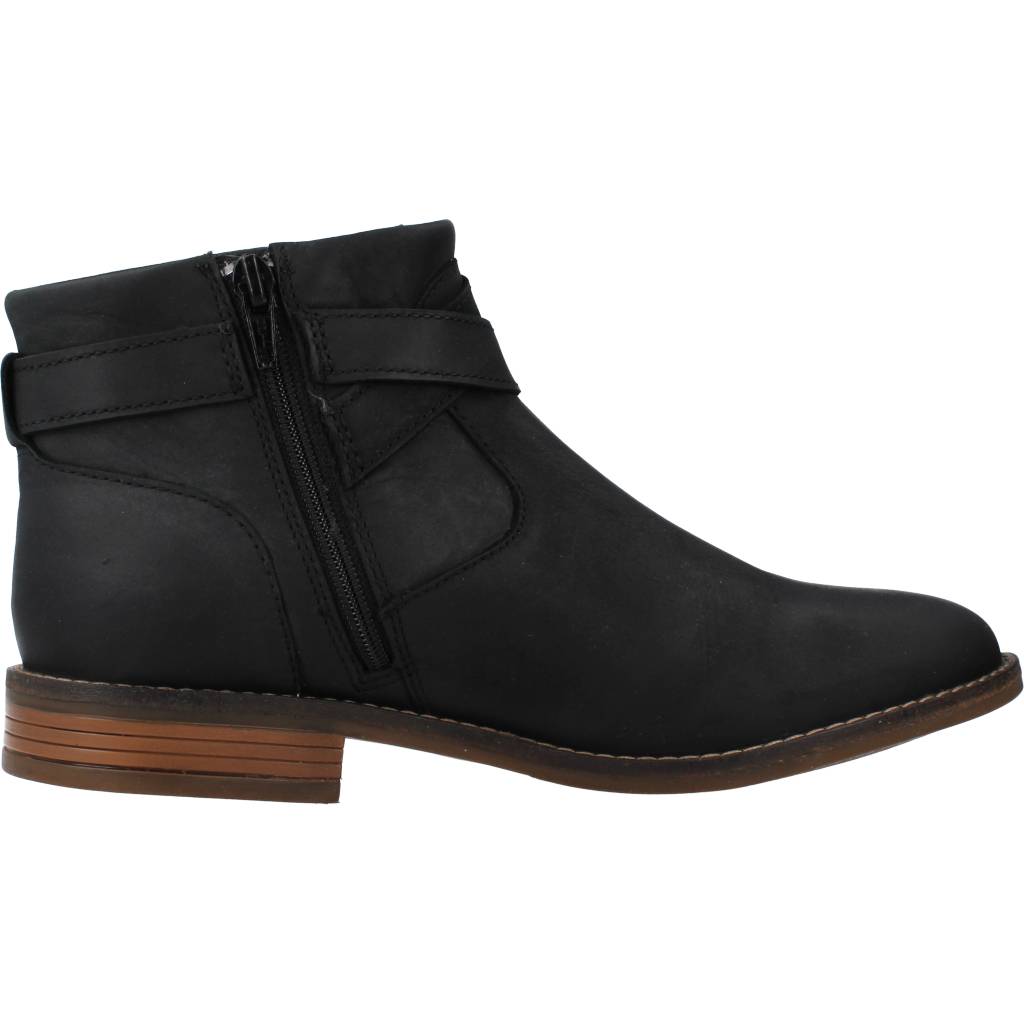 CLARKS  CAMZIN DIME en color NEGRO  (4)