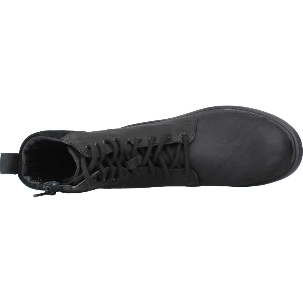 CLARKS ORINOCO UP GTX en color NEGRO  (7)