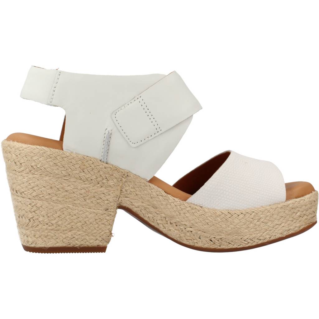 CLARKS KIMMEIHI STRAP en color BLANCO  (4)