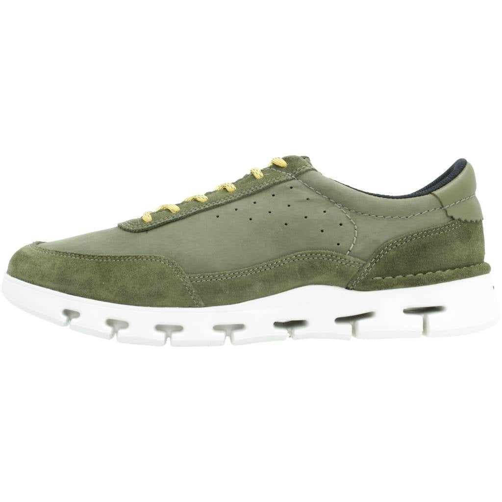 CLARKS NATURE X ONE en color VERDE  (2)