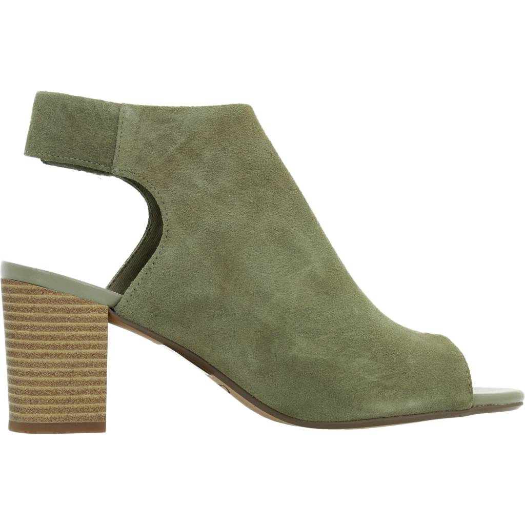 CLARKS DEVA BELL en color VERDE  (4)