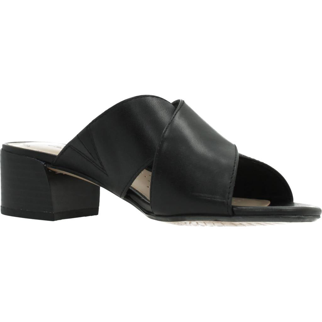 CLARKS CAROLEIGH ERIN en color NEGRO  (5)