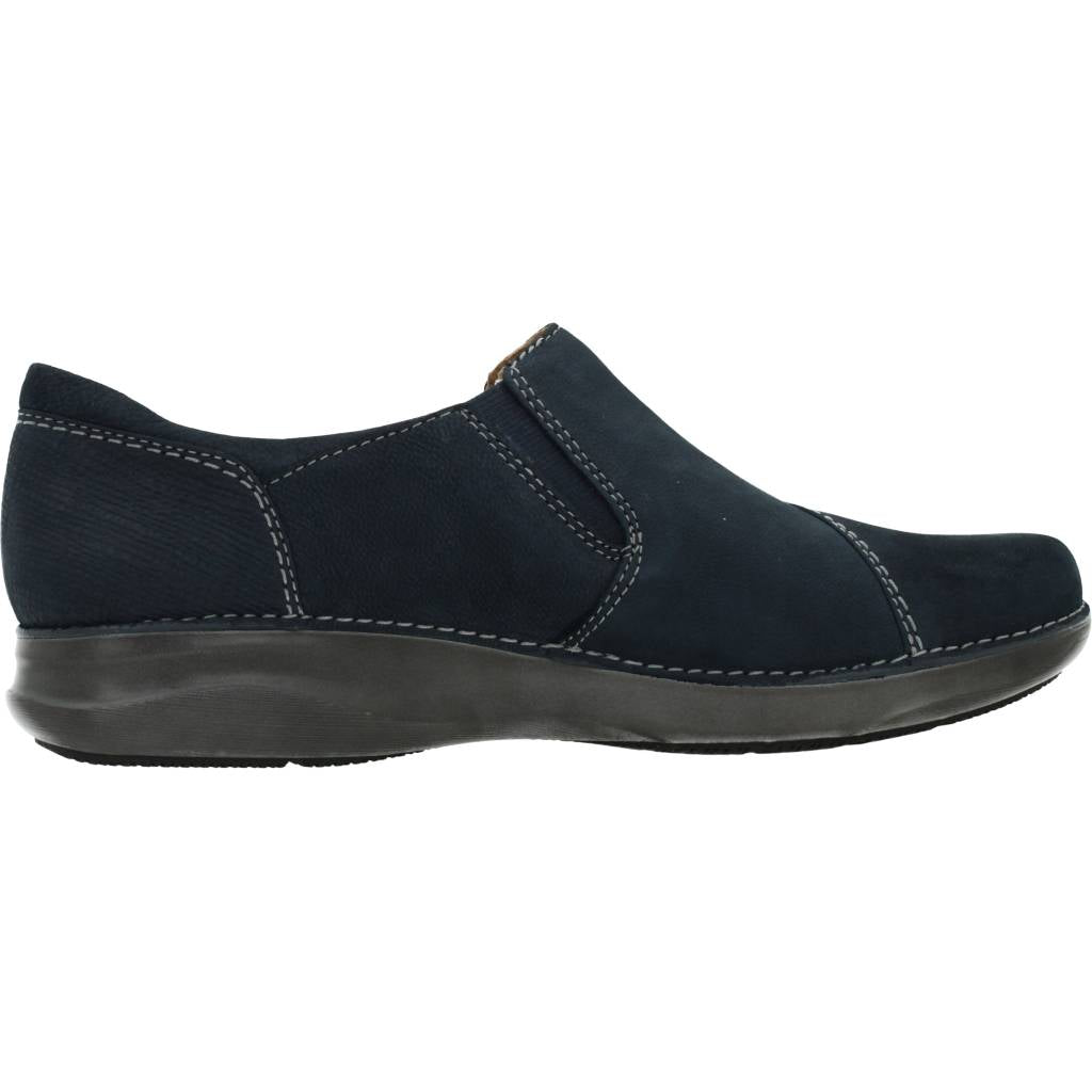 CLARKS APPLEY ZIP en color AZUL  (4)