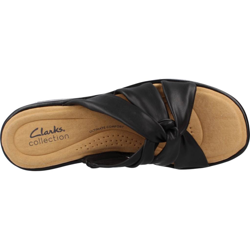 CLARKS CLARA CHARM en color NEGRO  (7)