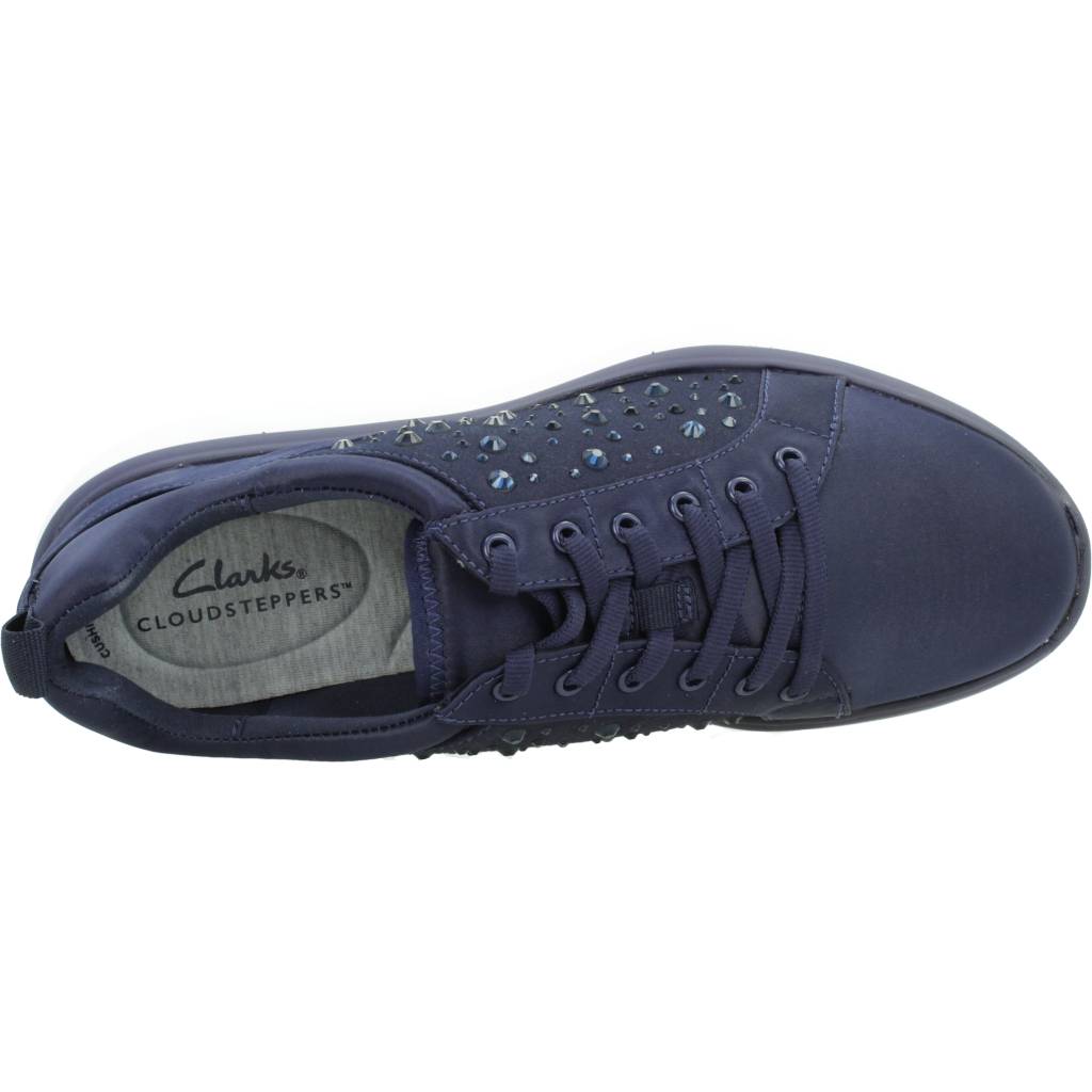 CLARKS EZERA AVE en color AZUL  (7)