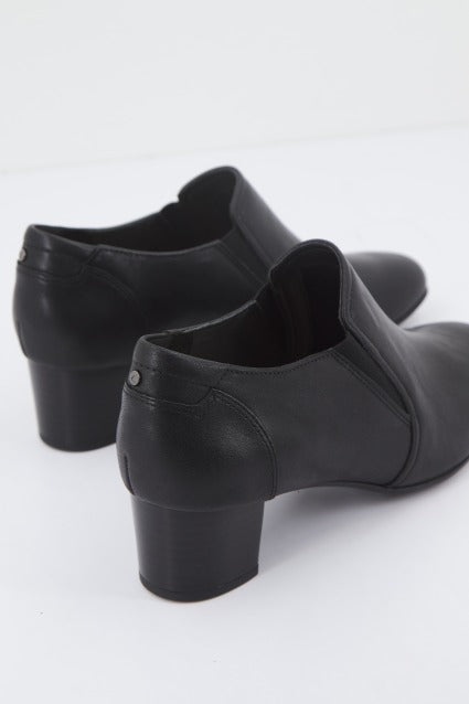 CLARKS  LINNAE WAY en color NEGRO  (3)