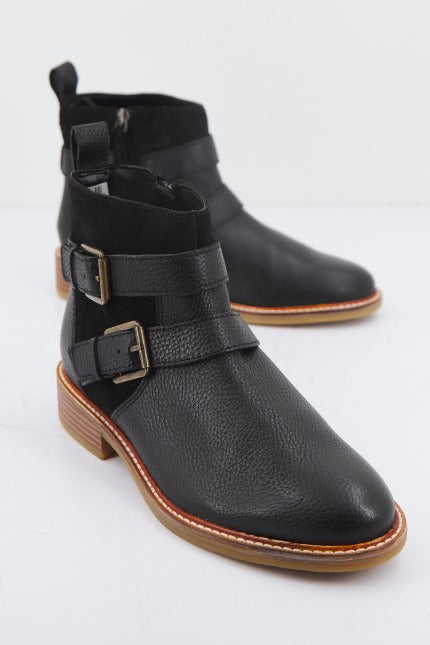 CLARKS  COLOGNE BUCKLE en color NEGRO  (2)