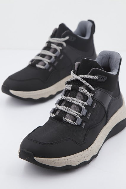 CLARKS JAUNT LO en color NEGRO  (2)