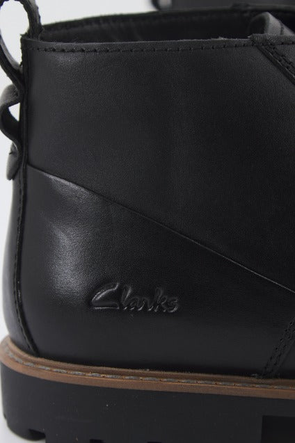 CLARKS WESTCOMBE MID en color NEGRO  (4)