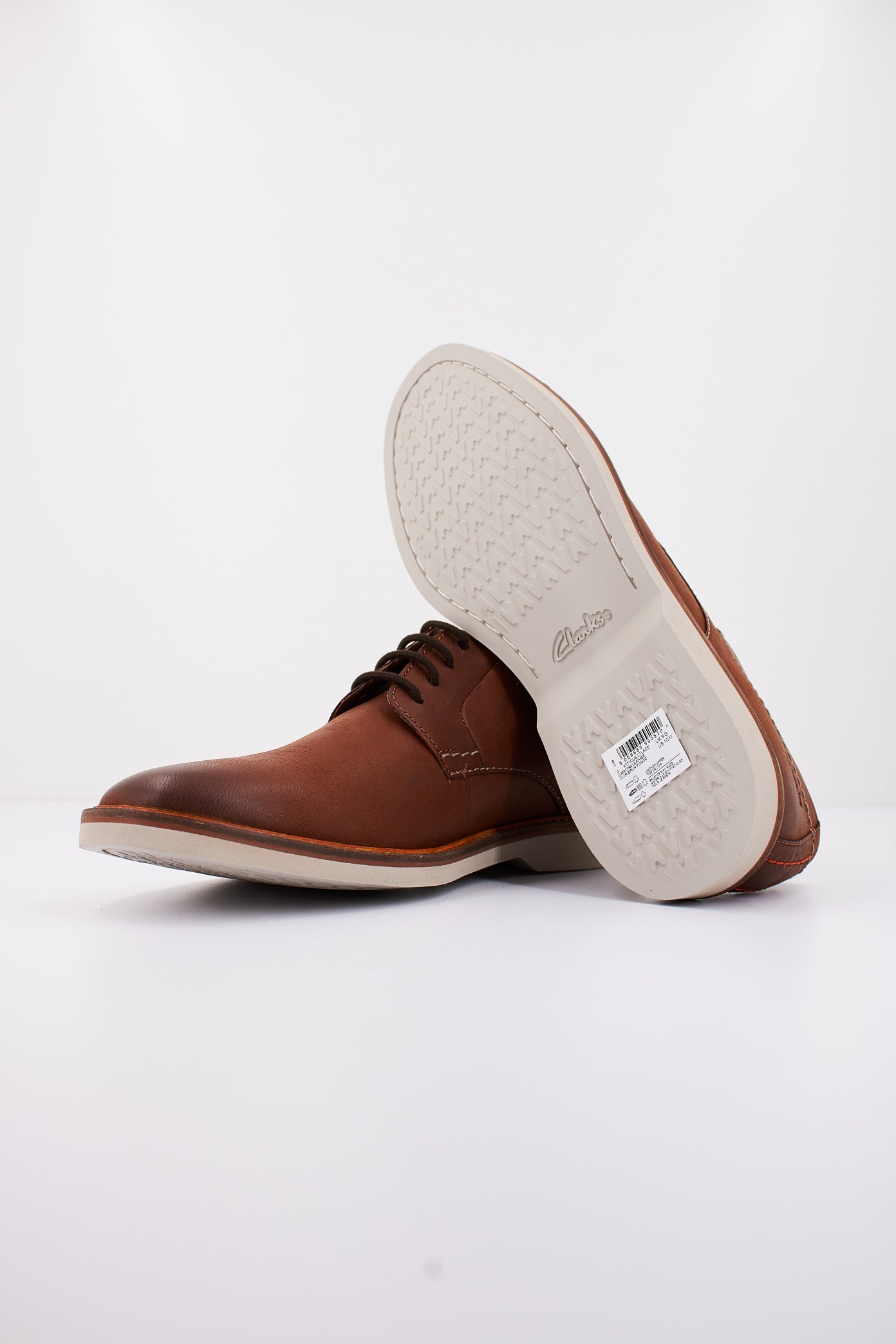 CLARKS ATTICUS LTLACE en color MARRON  (4)